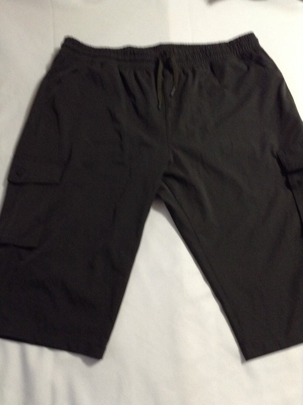 Unbranded Men's XXL Long Capris Shorts 15 Inseam Elastic Waist Stretch Green